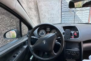 Peugeto 207 energie