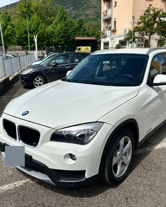 BMW X1 sDrive16d xLine (2013)
