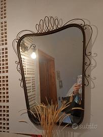 specchio e tavolino in vetro