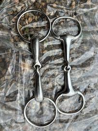 Materiale equitazione