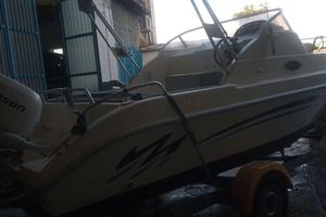 Terminal boat 21 cabin