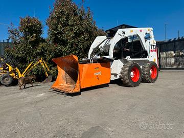 A188 - Frantumatore a mascelle per minipala