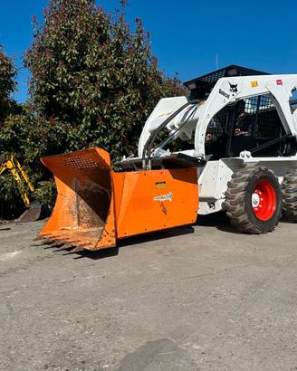 A188 - Frantumatore a mascelle per minipala