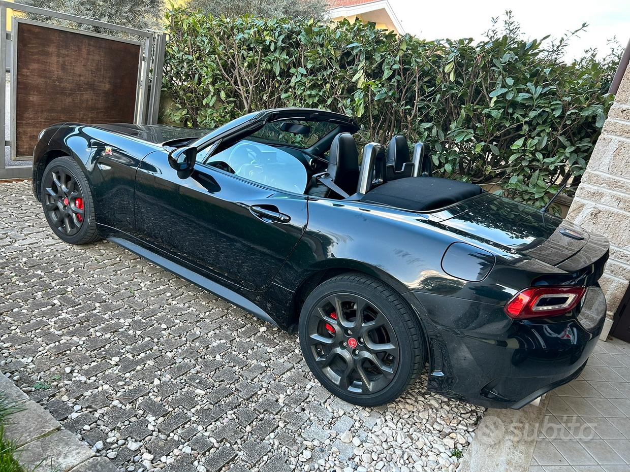Abarth 124 Spider