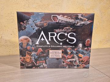 ARCS - Conflitti e Collasso nell'Orlo