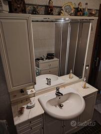 Mobile bagno con specchio