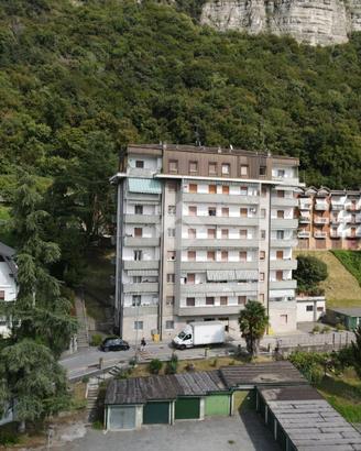 2 LOCALI A MONTE MARENZO