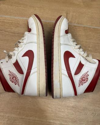 NIKE JORDAN Bianche e Rosse 40