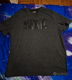T-Shirt MARVEL grigio scuro mis. XL Usata perf.
