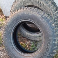 Set gomme tassellate fuoristrada