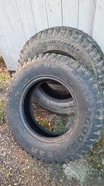 Set gomme tassellate fuoristrada