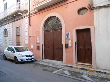 Locale artigianale -Ufficio - Deposito Casarano