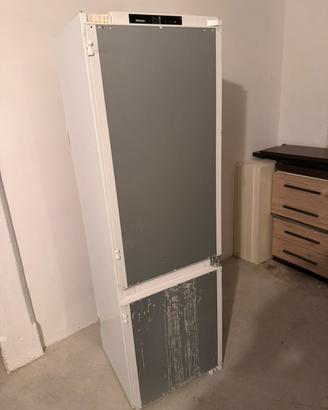 Frigo  incasso Miele