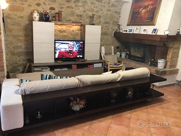 Parete attrezzata moderna soggiorno