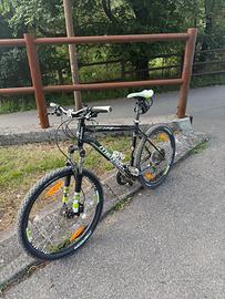 Bici merida taglia m MTB