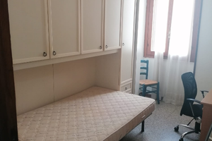 Camera pressi via Dante