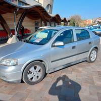 Opel Astra 1.6 benzina