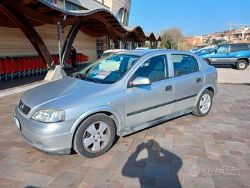 Opel Astra 1.6 benzina