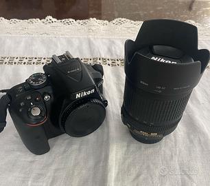 Nikon 5300 + Obbiettivo Nikkor 18-105 + accessori