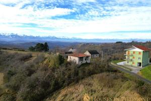 Rustico indipendente nelle Langhe
