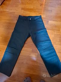 Pantaloni moto pelle