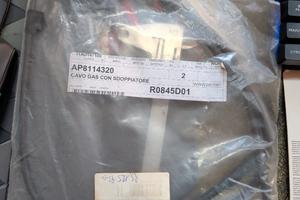 Cavo Gas RS125  1995 - 2010 AP8214320