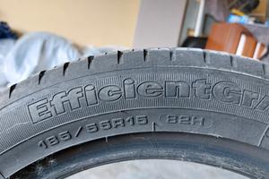 185 55 R15 gomme 80% 