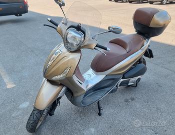 Beverly 300 i.e. 