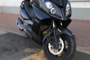 Kymco downtown 300i