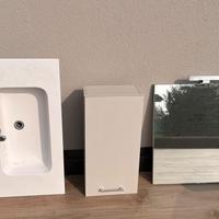 Arredobagno: Lavandino, Specchio e Mobiletto