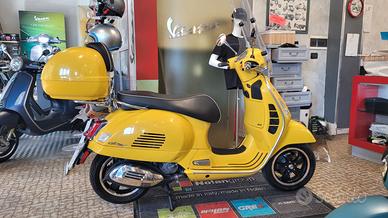 Vespa GTS 300 hpe Super