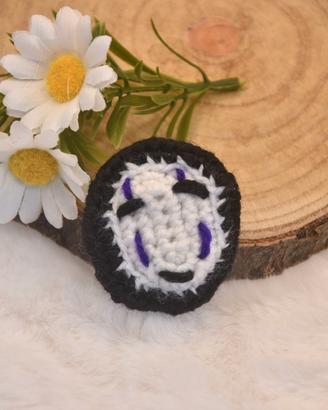 Spilla Kaonashi- senza volto