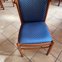 Sedie in legno e tessuto tipo hotel