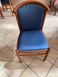 Sedie in legno e tessuto tipo hotel