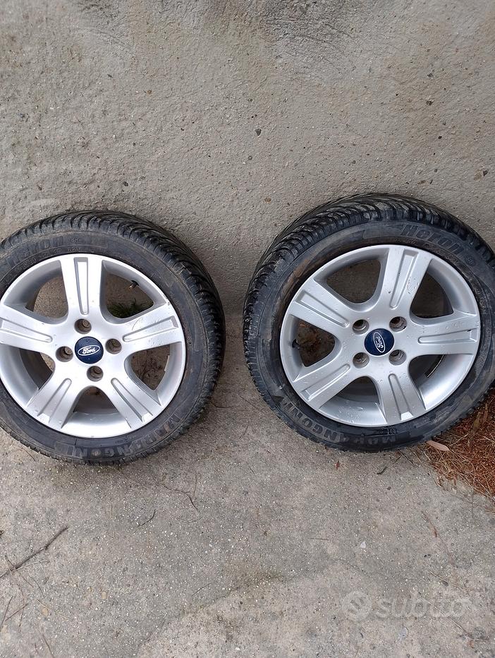 Johns Fari alogeni adatti a Ford Fiesta 08 10/2008-11/12