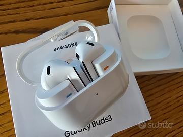 Galaxy buds 3 bianche pari al
nuovo