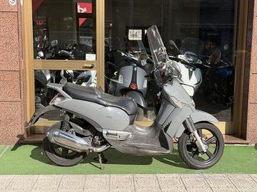 Aprilia Scarabeo 300 tuo a soli 24€ al mese!
