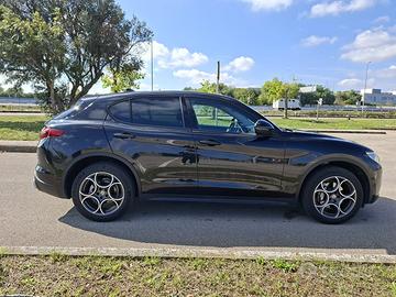 Alfa Romeo Stelvio Q4 2.2 210cv Diesel