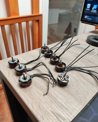 Lotto : componenti per Droni /Brushless 