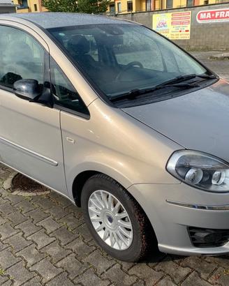 Lancia MUSA 1.4 16V 5th Avenue neopatentati