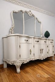 Credenza in stile Chippendale
