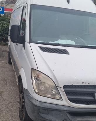 Furgone Mercedes sprinter 413
