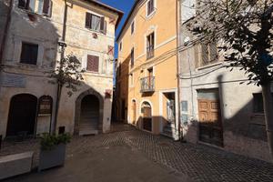 Appartamento Centrale Ampia Metratura