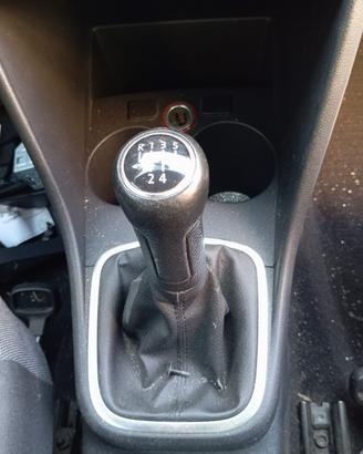 Cambio manuale 5 marce VW POLO 6R 2012 1.2D KW55 m