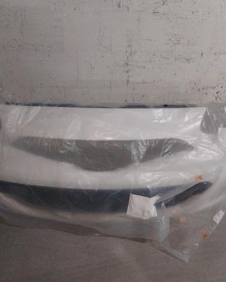 paraurti originale Nissan Micra ,GPL 2917
