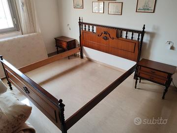 Camera Da letto, struttura  letto + comodini 