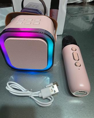 Altoparlante bluetooth con microfono nuovo 