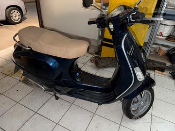 Vespa LX 125