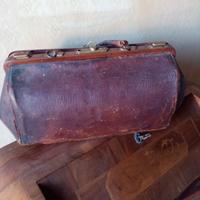 vecchia borsa da dottore