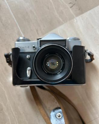 Fotocamera reflex digitale Zenit-E vintage